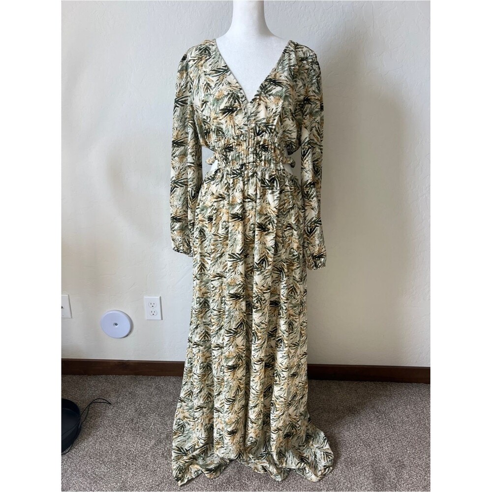 Entro V-Neck Long Sleeve Maxi Dress Cut  Out Leaf Botanical Tropical Print Sz L